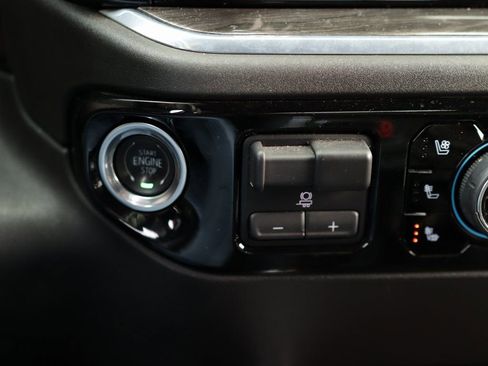 Used 2024 Chevrolet Silverado 1500 LTZ image 19