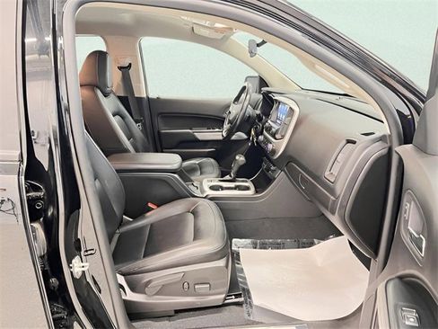 Used 2019 Chevrolet Colorado ZR2 w/ ZR2 Midnight Special Edition image 10