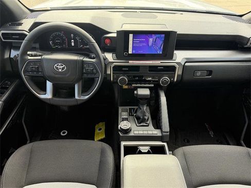 Certified 2025 Toyota 4Runner TRD Off-Road image 24