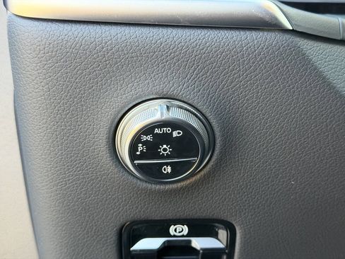 New 2026 Mercedes-Benz GLC 300 4MATIC image 23