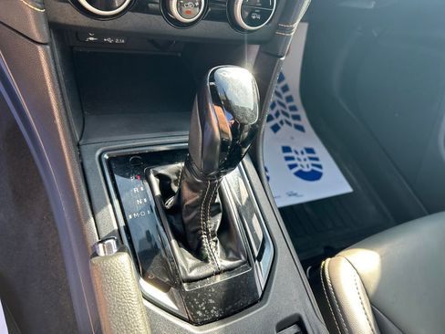 Used 2021 Subaru Crosstrek 2.5i Sport w/ Moonroof Package image 40