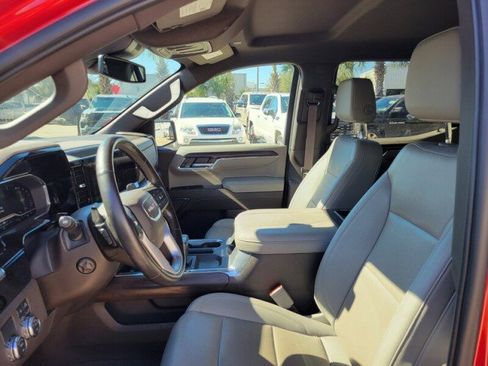 Used 2024 GMC Sierra 1500 SLT w/ SLT Premium Package image 9
