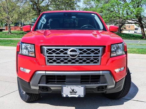 Used 2022 Nissan Frontier SV image 18