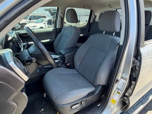 Used 2021 Toyota Tacoma SR5 RWD image 16