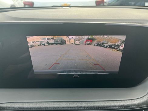 Used 2025 Buick Encore GX Preferred image 17