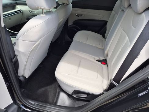 Used 2025 Hyundai Tucson SEL FWD image 25
