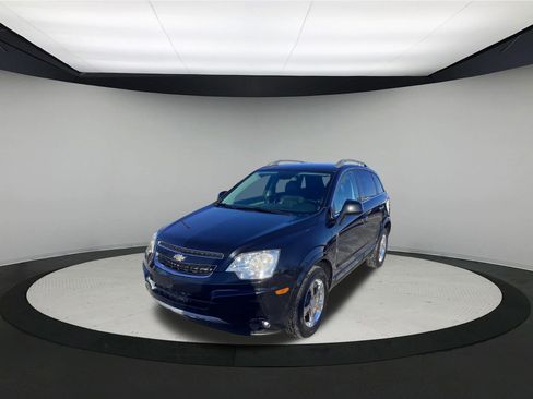Used 2012 Chevrolet Captiva Sport LT w/ Convenience Package image 4