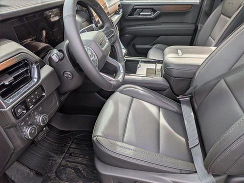 New 2026 GMC Yukon XL Denali w/ Sun & Power Step Package image 4