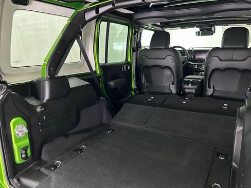 New 2025 Jeep Wrangler Rubicon 392 image 22