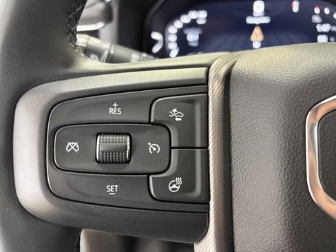 Used 2023 GMC Yukon Denali image 18