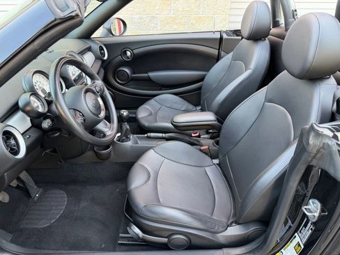 Used 2013 MINI Cooper Roadster FWD image 33
