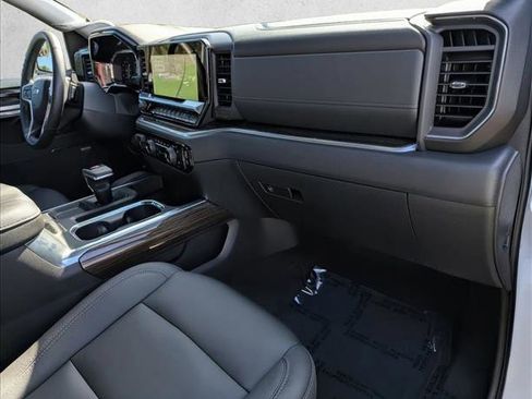 Used 2026 Chevrolet Silverado 1500 LT Trail Boss w/ Convenience Package II image 21