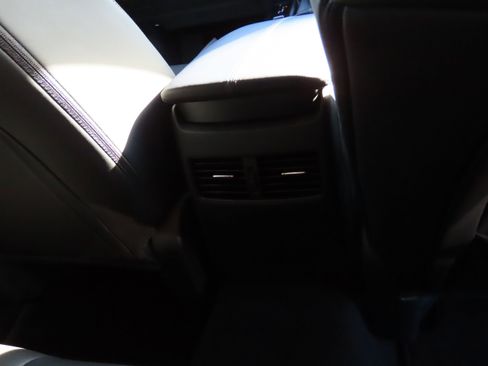 Certified 2025 MAZDA CX-30 AWD 2.5 S w/ Preferred Package image 14