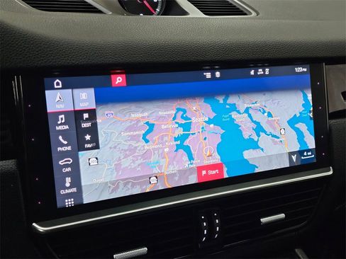 Used 2019 Porsche Cayenne Base image 28