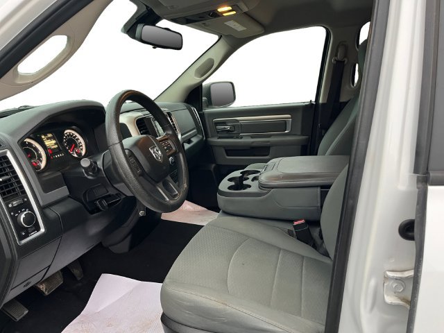 Used 2016 RAM 1500 Classic SLT AWD/4WD image 10