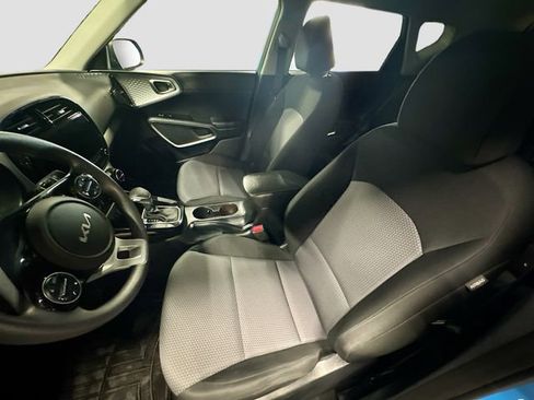 Used 2023 Kia Soul S image 21