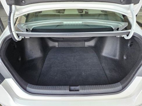 Used 2024 Honda Accord EX image 10