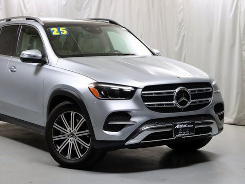Certified 2025 Mercedes-Benz GLE 350 4MATIC image 2