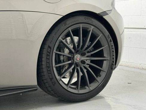 Used 2017 McLaren 570S RWD image 36
