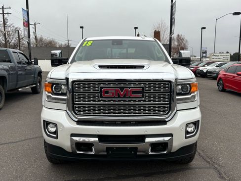 Used 2018 GMC Sierra 3500 Denali w/ Suspension Package, Off-Road AWD/4WD image 2