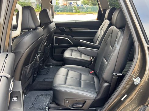 Used 2022 Kia Telluride EX w/ EX Premium Package FWD image 42