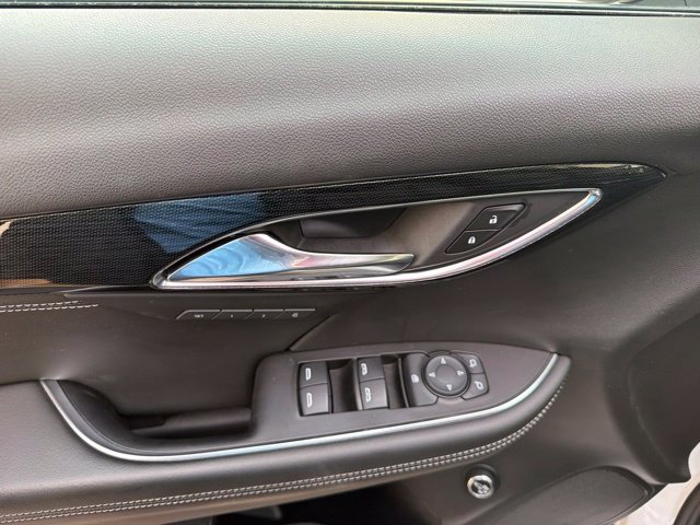 Used 2023 Buick Envision Essence FWD image 21