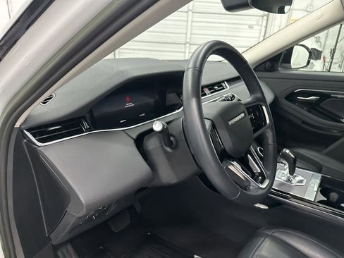 Used 2023 Land Rover Range Rover Evoque S image 9