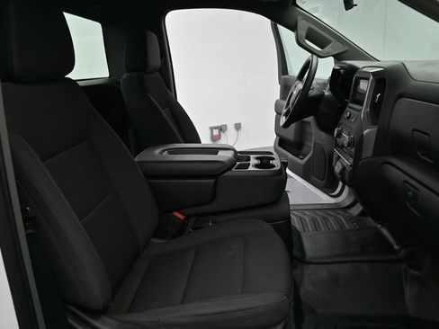 Used 2022 Chevrolet Silverado 1500 W/T RWD image 7