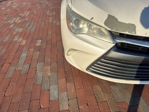 Used 2015 Toyota Camry XLE image 21