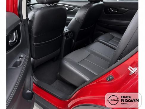 Used 2017 Nissan Rogue SL w/ SL Premium Package FWD image 11