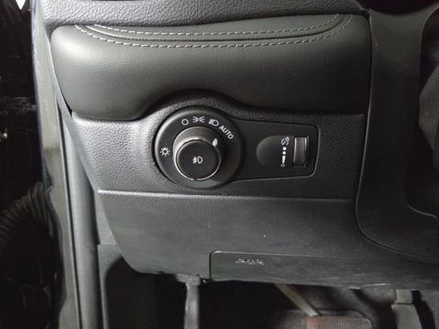 Used 2022 Dodge Durango GT image 21