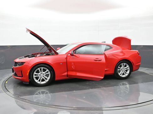 Used 2021 Chevrolet Camaro LS RWD image 43