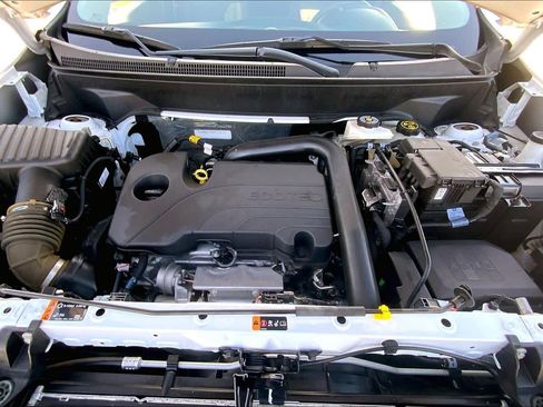 Used 2023 Chevrolet Equinox LT w/ LPO, Floor Liner Package image 31