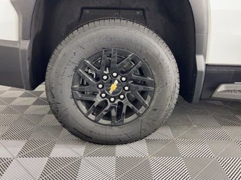 New 2024 Chevrolet Silverado EV W/T image 13