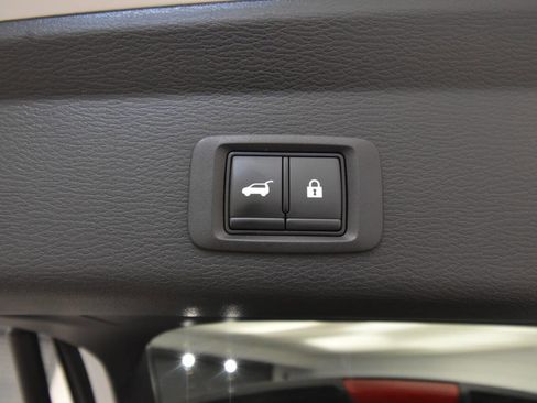 Used 2023 Mitsubishi Outlander SEL image 35