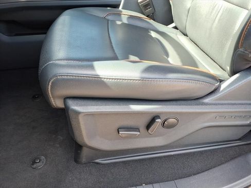 Used 2025 Ford F350 Lariat w/ Chrome Package AWD/4WD image 19
