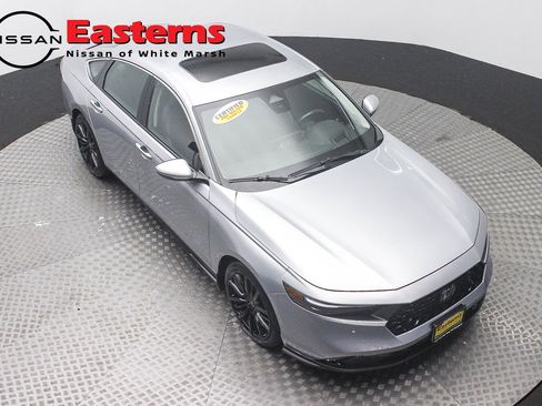 Used 2024 Honda Accord Touring image 3