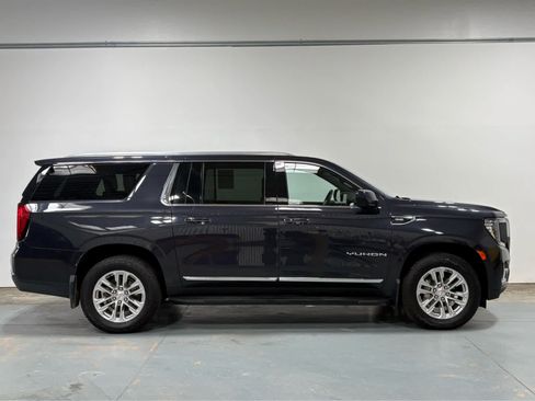 Used 2024 GMC Yukon XL SLT w/ Max Trailering Package AWD/4WD image 5
