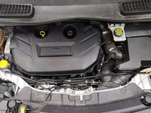 Used 2017 Ford Escape Titanium image 30