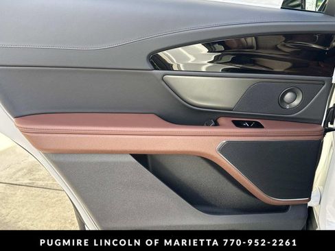 New 2026 Lincoln Nautilus Reserve image 21