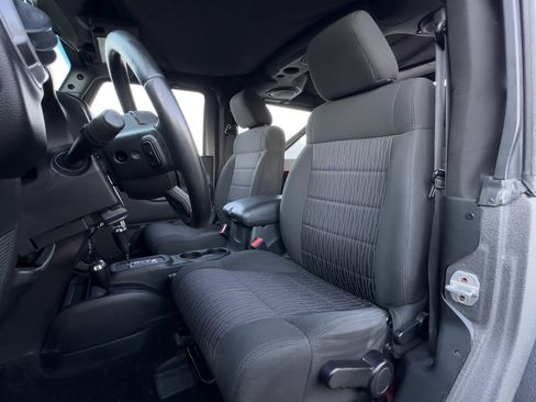 Used 2012 Jeep Wrangler Sport image 4