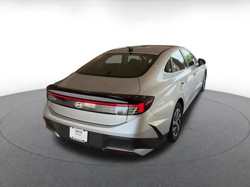 Used 2026 Hyundai Sonata Blue FWD image 15