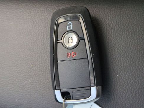 Certified 2024 Ford Edge SEL image 35