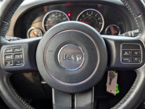 Used 2015 Jeep Wrangler Sport image 19