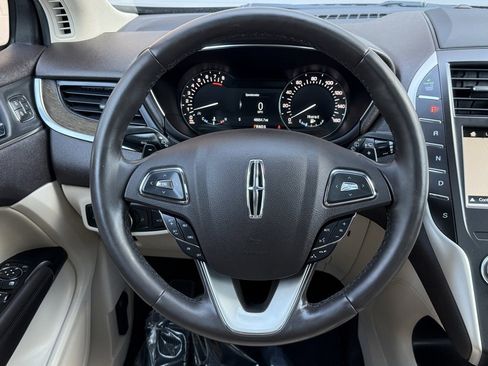 Used 2018 Lincoln MKC Reserve w/ Lincoln MKC Climate Package image 27