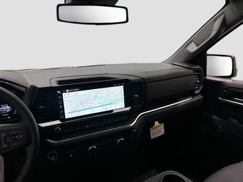 New 2026 GMC Sierra 1500 SLT image 27