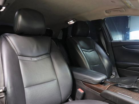 Used 2018 Cadillac XTS w/ Rear Seat Comfort Package image 27