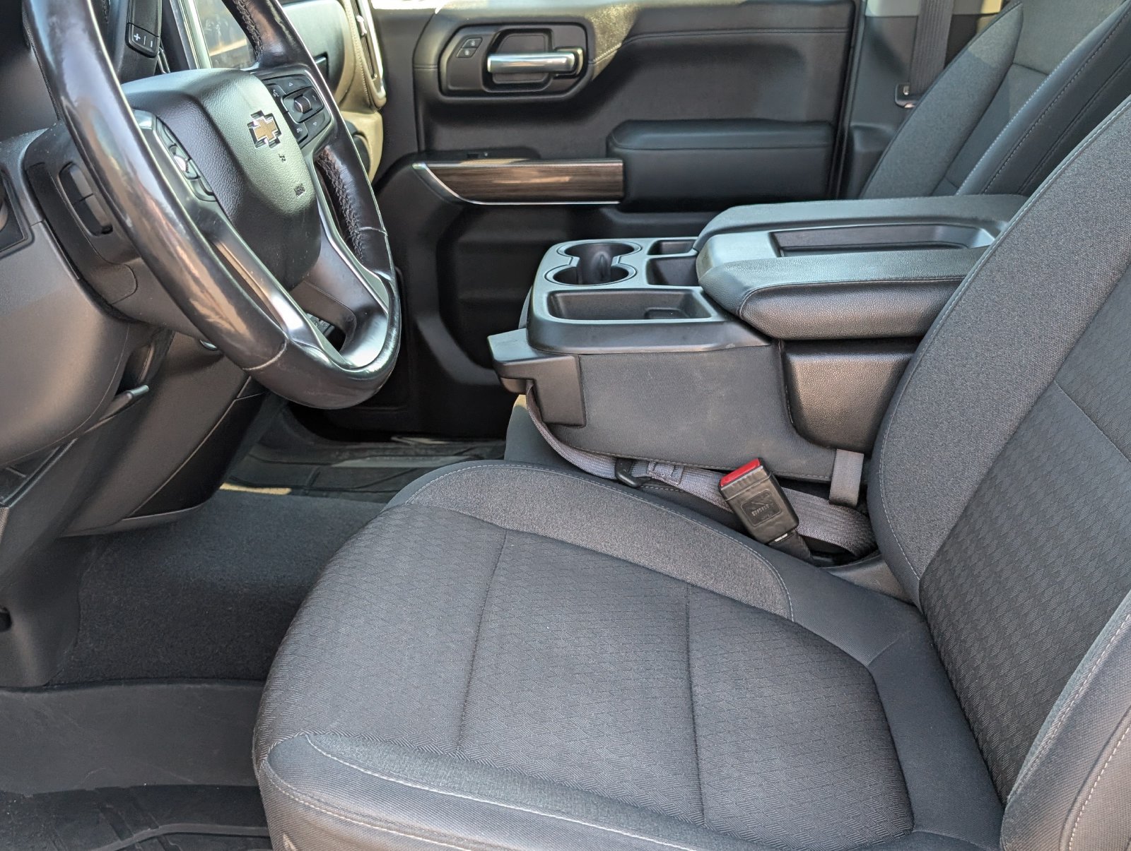 Used 2019 Chevrolet Silverado 1500 LT w/ All-Star Edition AWD/4WD image 8
