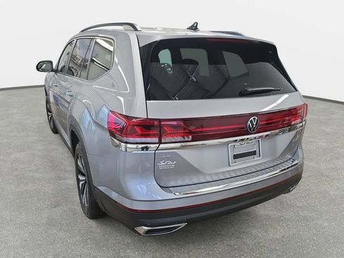 New 2026 Volkswagen Atlas SE image 6
