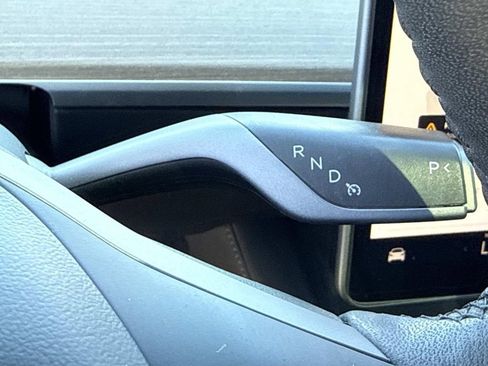 Used 2022 Tesla Model 3 image 39